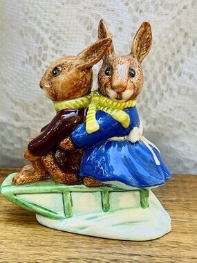 Royal Doulton Bunnykins Sleigh Ride Figurine Billie & Buntie 1972 Collectible
